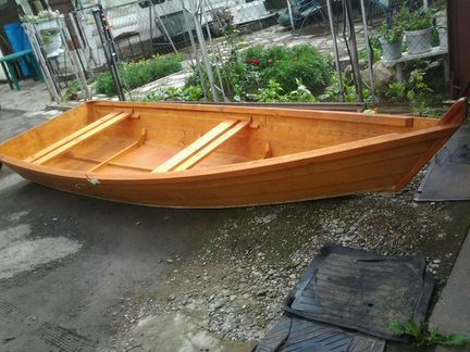 Лодка новая