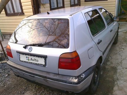 Volkswagen Golf 1.6 МТ, 1997, 271 000 км