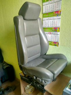 Кресла BMW