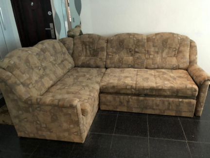 Угловой диван с креслом-кроватью