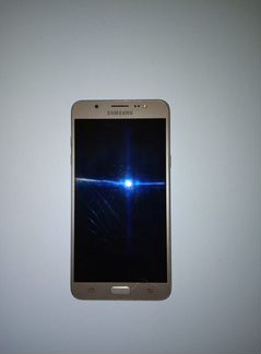 Телефон SAMSUNG Galaxy J7 (2016)