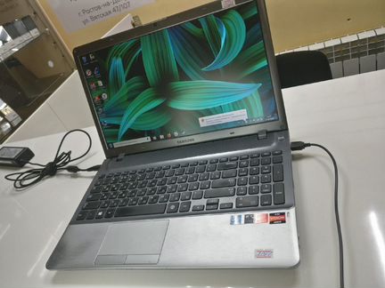 Ноутбук SAMSUNG 355V