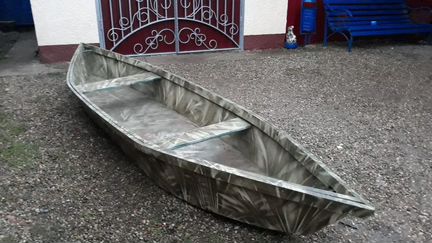 Лодка алюминевая