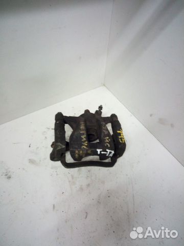 Суппорт toyota hiace regius