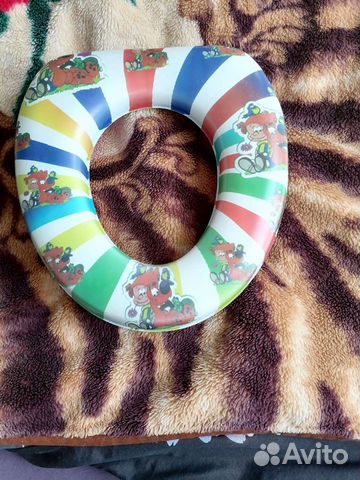 Крышка для унитаза новая