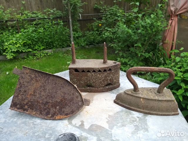 Утюги старинные