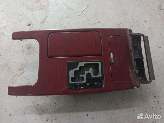 Консоль селектора АКПП Lexus gs 450h