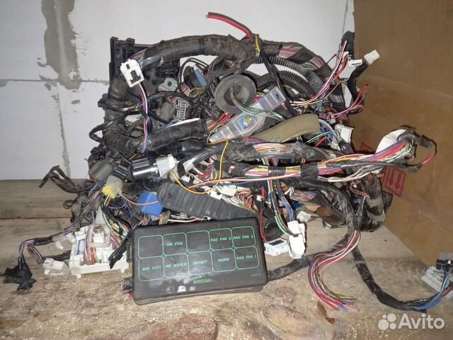 Проводка капота торпеды Nissan Almeda n15