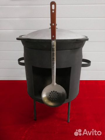 Казан чугунный. Казан с печкой. Казан узбекский