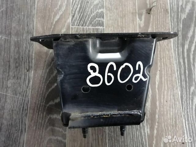 Кронштейн усилителя пер. бампера левый Теана J32