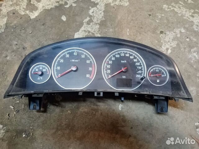 Панель приборов на Опель Вектра С 2007 год