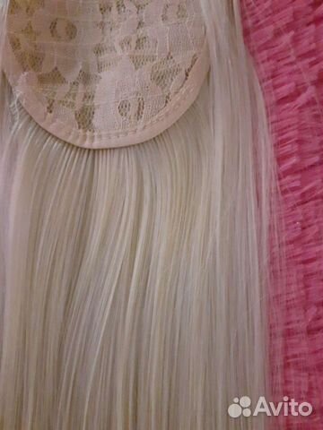 Хвост блонд на заколке и ленте