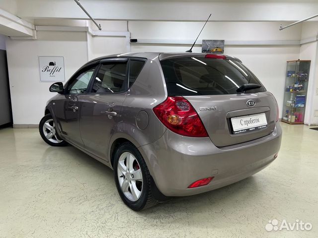 Kia Ceed `2009