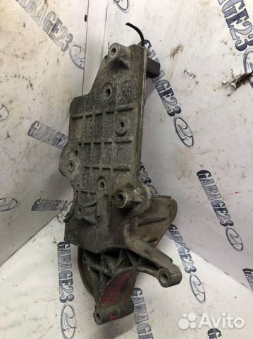 Кронштейн гур Волга 31105 крайслер