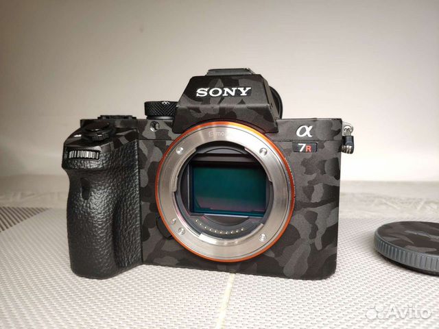 Sony A7R2 (6 акб, доп. зарядка, полный комплект)