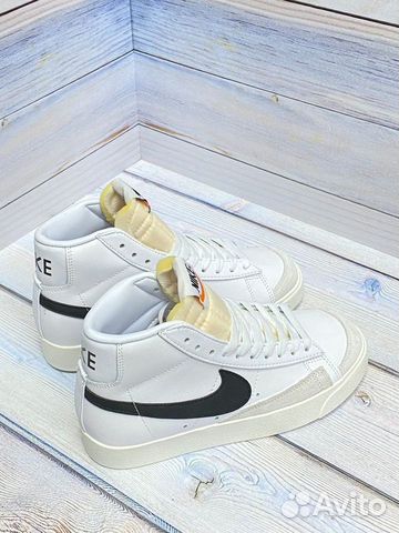 Кроссовки Nike Blazer Mid