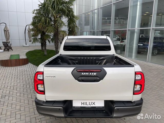 Toyota Hilux 2.8 AT, 2021