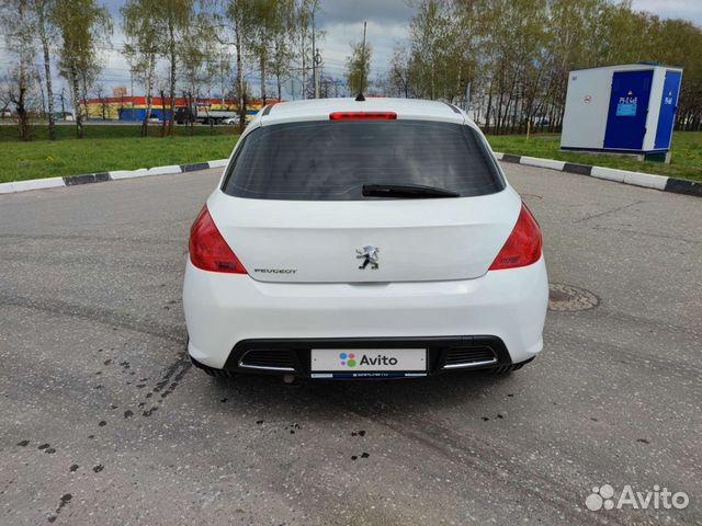 Peugeot 308 1.6 AT, 2011, 140 966 км