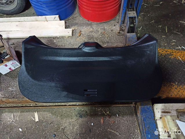 Обшивка двери багажника Nissan x-trail t32