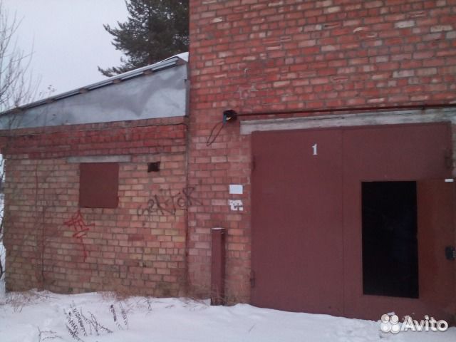 Гараж, > 30 м²