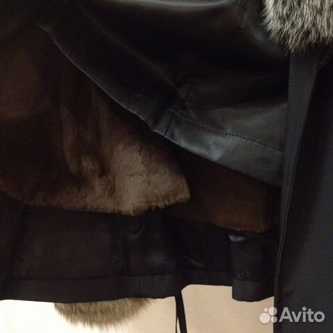 Куртка с меховым воротником