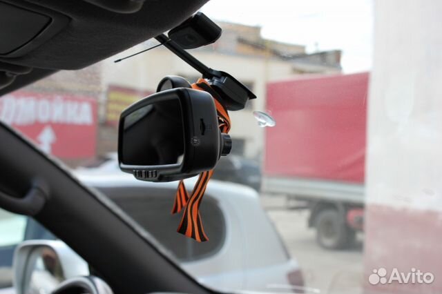 Зеркало заднего вида с Full HD видеорегистратором
