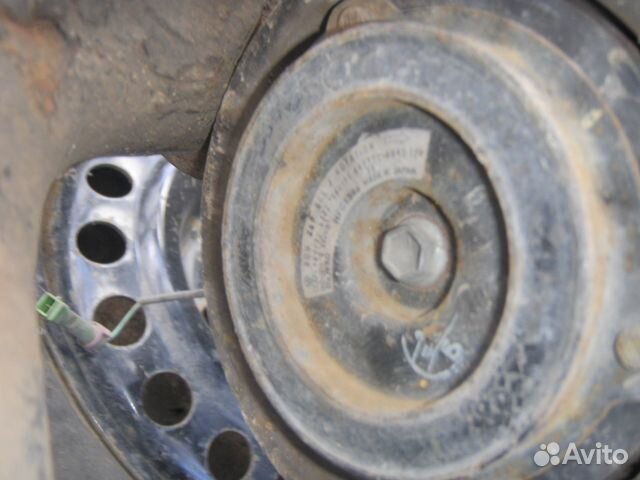 Компрессор кондиционера дв 1.9TDi AVF vw passat b5 Компрессор кондиционера дв 1.9TDi AVF vw passat b5