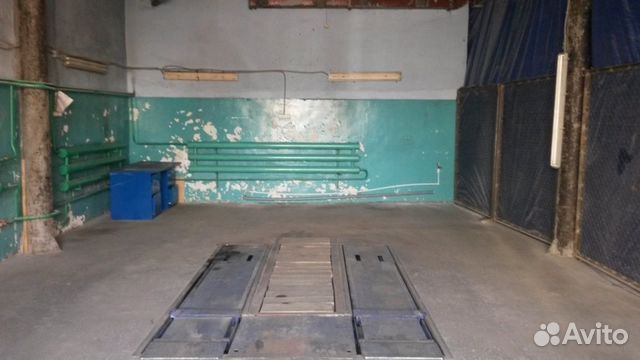 Бокс под авторемонт 60 м², в центре Бокс под авторемонт 60 м², в центре