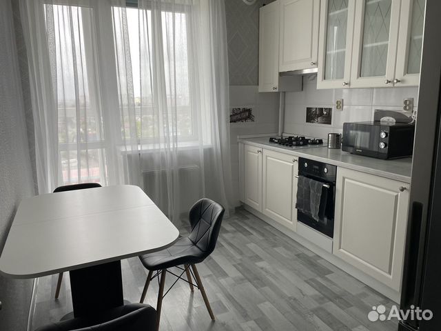 

1-к. квартира, 42 м², 9/10 эт.