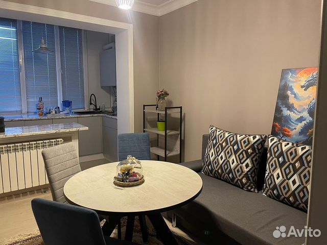 

1-к. квартира, 50 м², 8/10 эт.