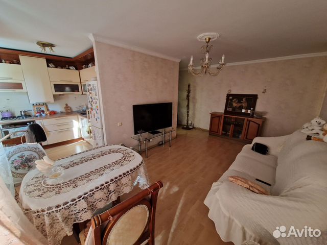 

2-к. квартира, 70 м², 3/5 эт.