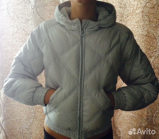 Куртка с капюшоном adidas Куртка с капюшоном adidas