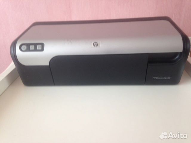 Струйный черно-белый принтер HP Deskjet D2460
