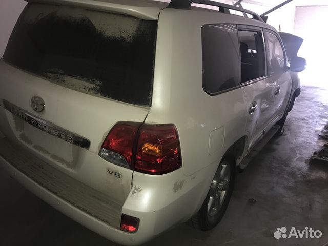 Подвеска разбор Toyota Land Cruiser 200 2013г 4.5