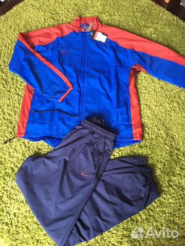 Костюм новый спортивный Nike XL Оригинальный Костюм новый спортивный Nike XL Оригинальный