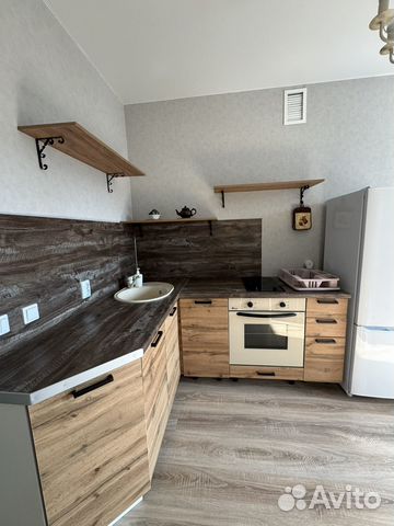 

1-к. квартира, 40 м², 10/10 эт.