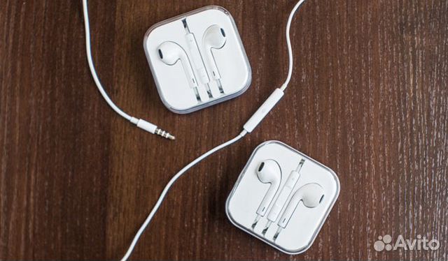 Оригинальные EarPods и Lighting iPhone X 8 7 6S Оригинальные EarPods и Lighting iPhone X 8 7 6S