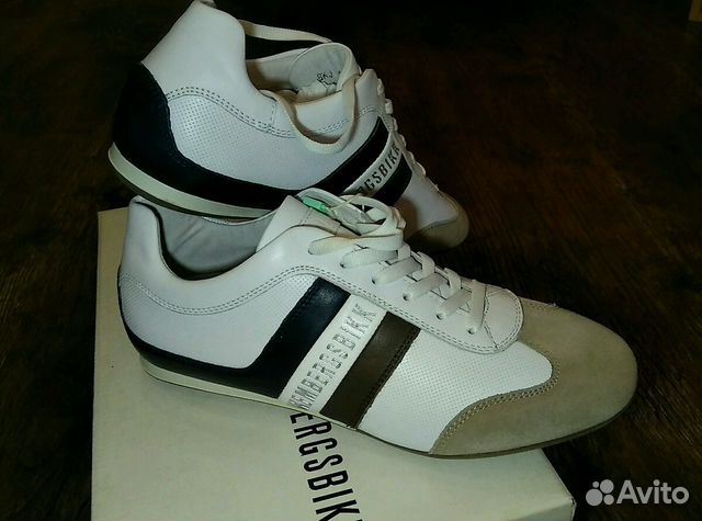 Кроссовки новые, бренд Bikkembergs