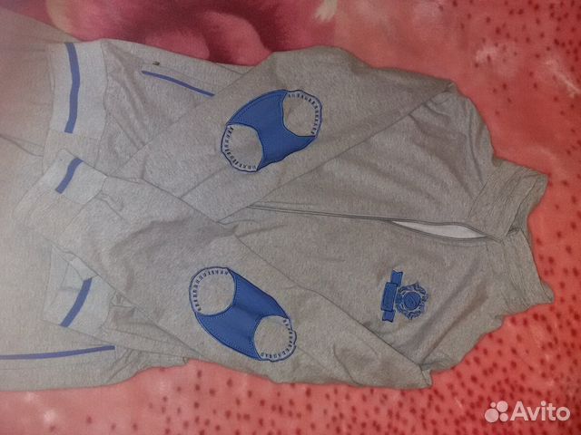 Спортивный костюм