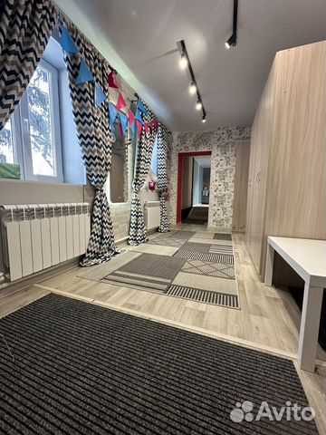 

Дом 250 м² на участке 3 сот.