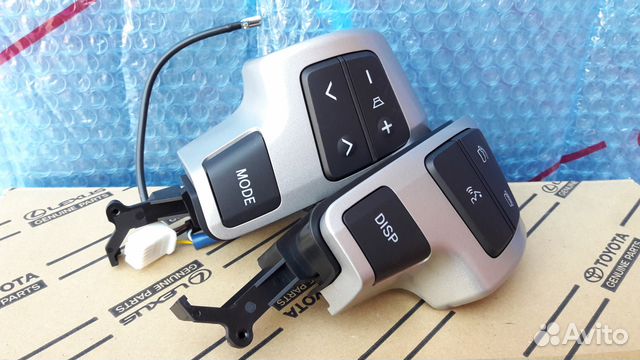 Кнопки руля Toyota Land Cruiser 200 2012-2015 Кнопки руля Toyota Land Cruiser 200 2012-2015