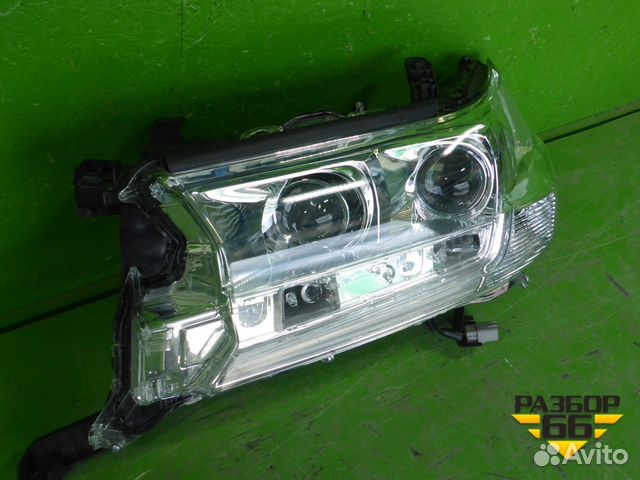 Фара левая Toyota Land Cruiser (200) с 2008г Фара левая Toyota Land Cruiser (200) с 2008г
