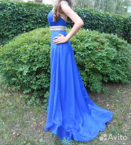 Вечернее платье на выпускной Вечернее платье на выпускной