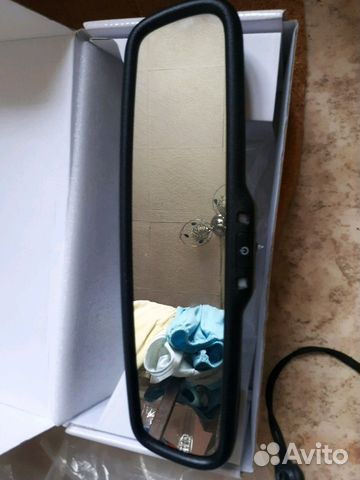 Зеркало заднего вида