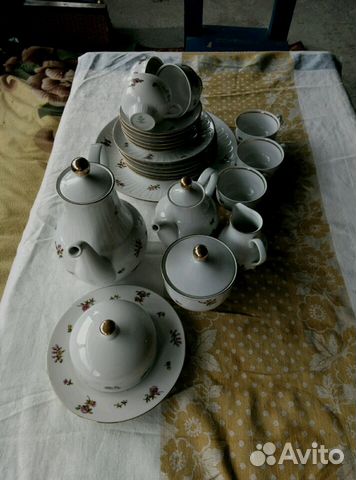 Сервиз чайный Henneberg Porzellan 1777 гдр