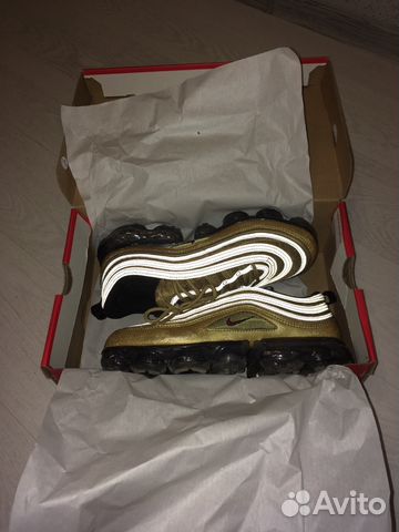 Кроссовки Nike Air Vapormax 97 8,5 US Metallic Gol Кроссовки Nike Air Vapormax 97 8,5 US Metallic Gol