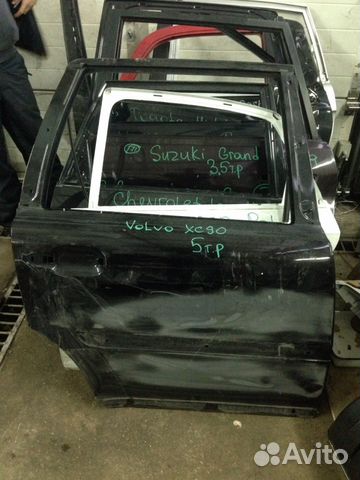 Дверь задняя правая Volvo XC90
