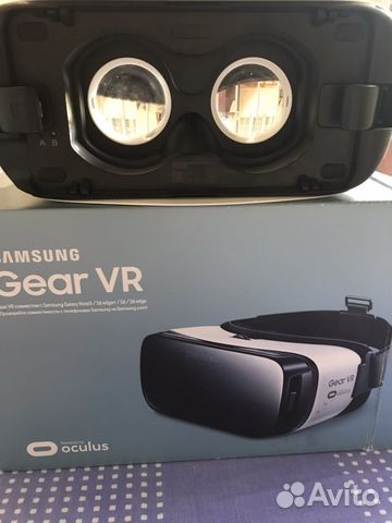 Гарнитура для телефона SAMSUNG Gear VR