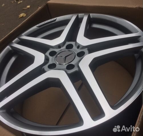 Комплект AMG дисков на Mercedes E class R19 Комплект AMG дисков на Mercedes E class R19