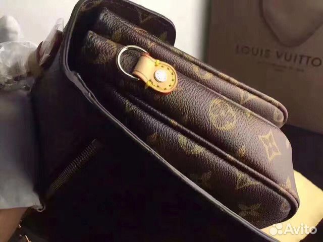 Сумка Louis Vuitton pochette metis кожа